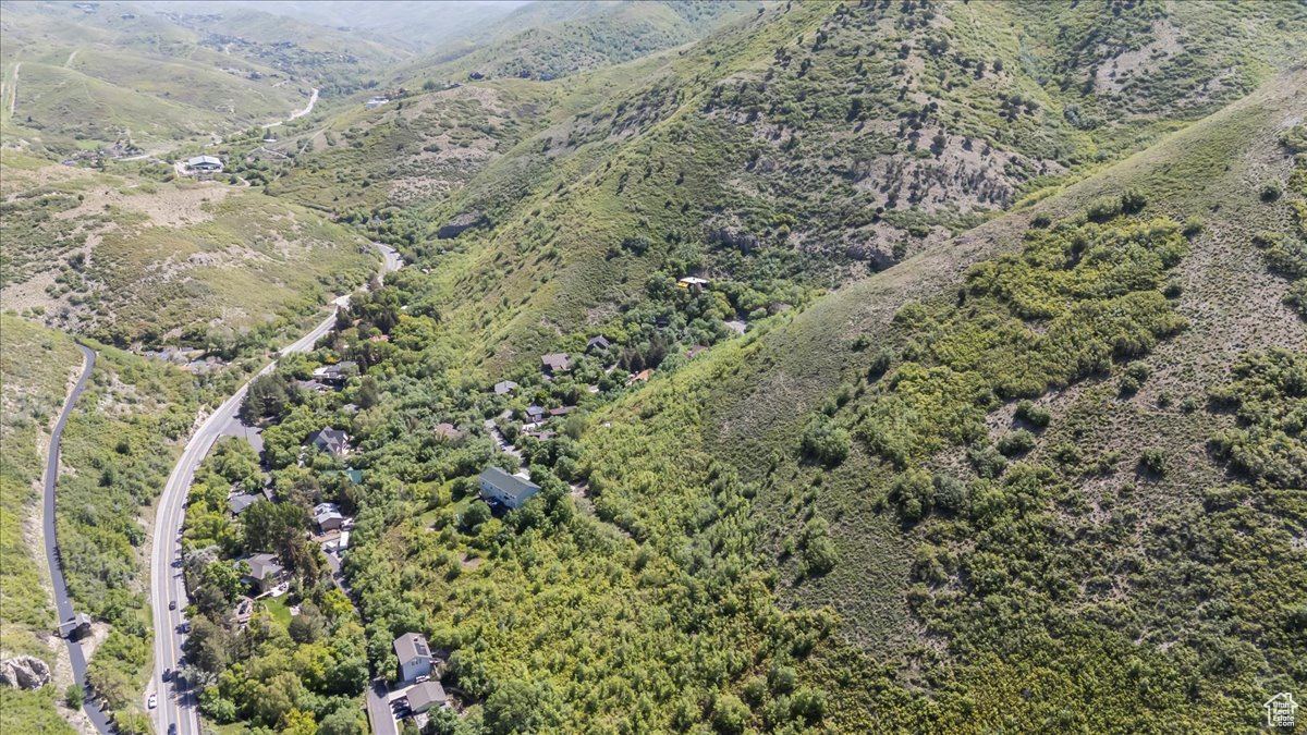 3922 E COVE RD Unit: 4