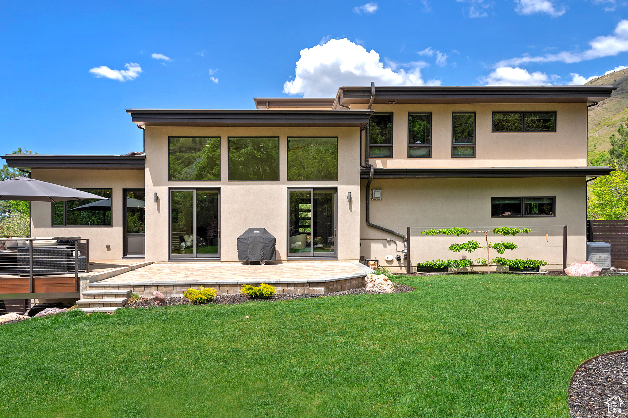 4226 E MATHEWS WAY