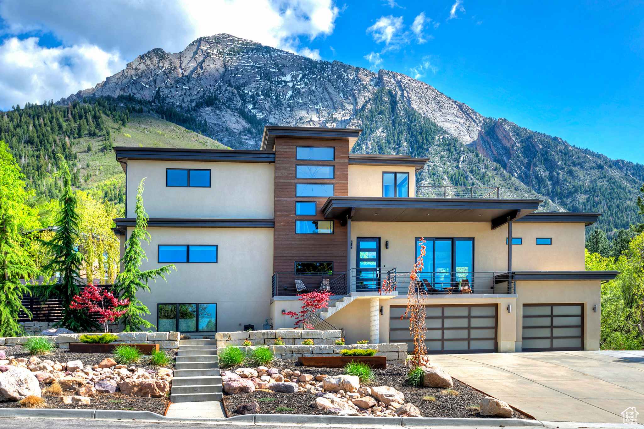 4226 E MATHEWS WAY