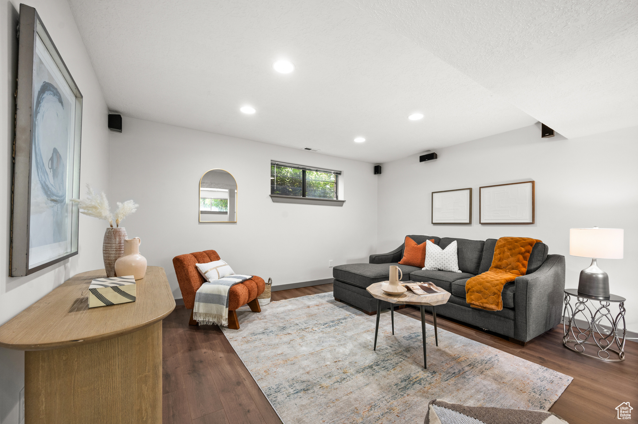 5117 S LORI WAY