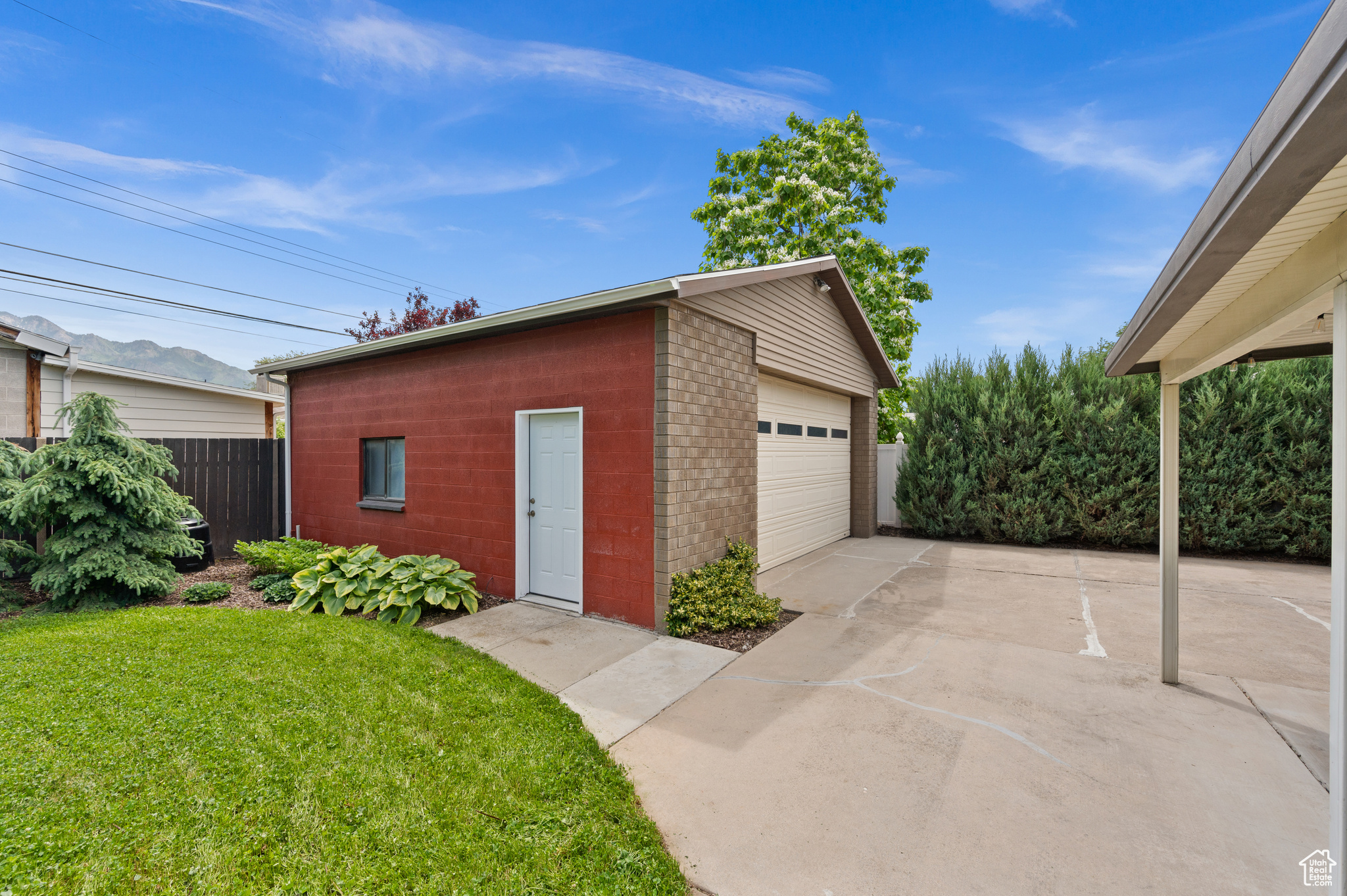 5117 S LORI WAY