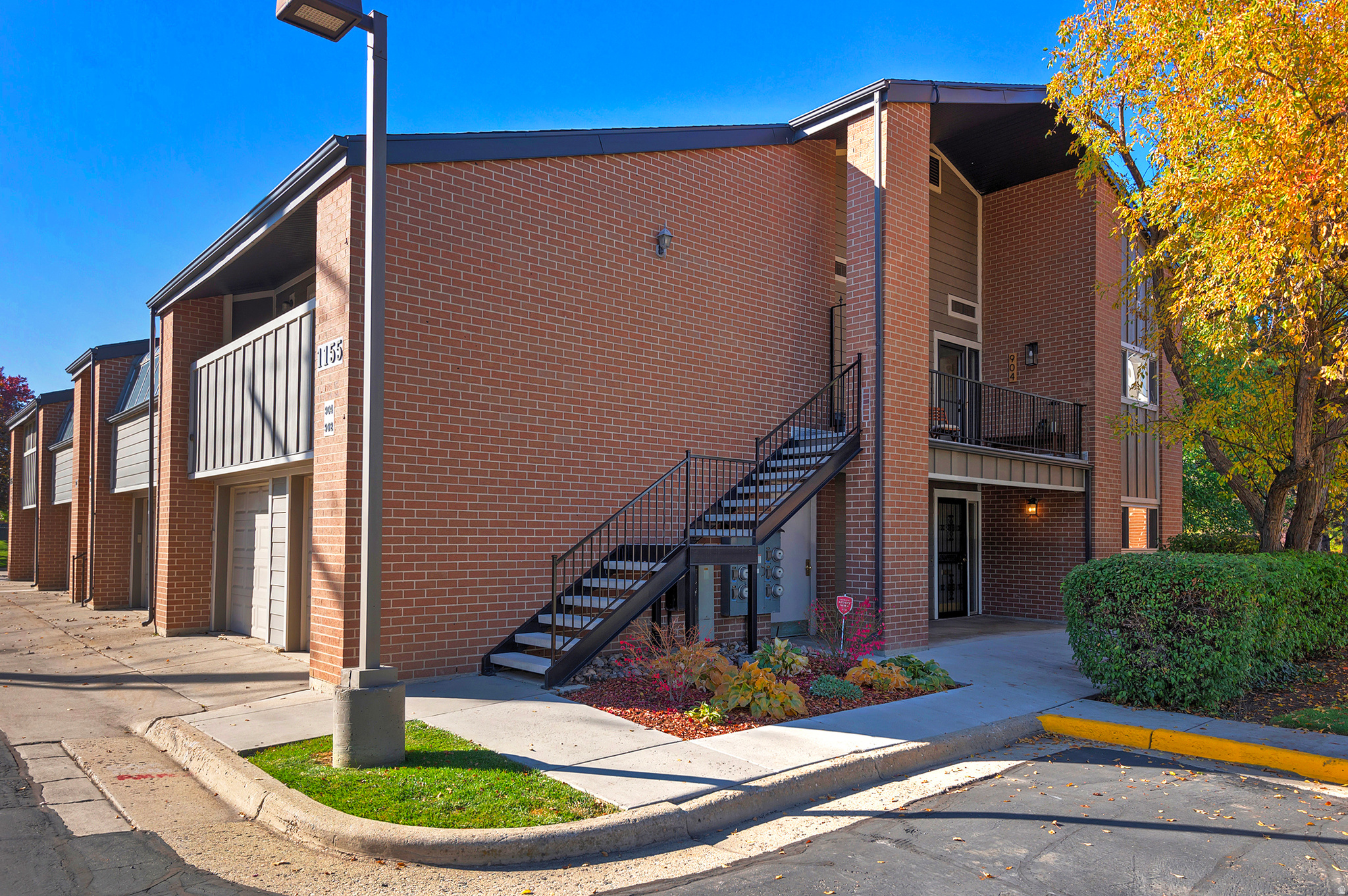 1155 E BRICKYARD RD #902