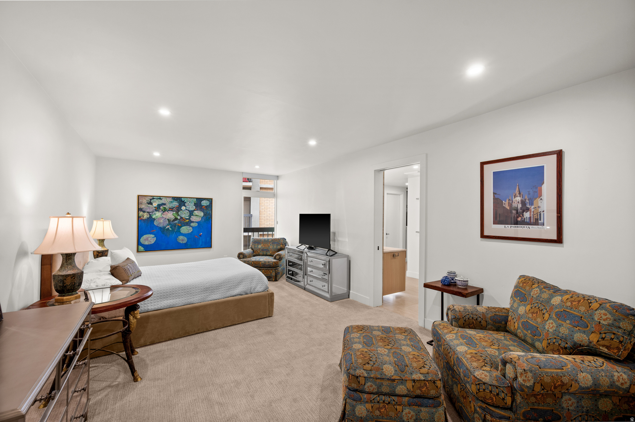 960 S DONNER WAY #450