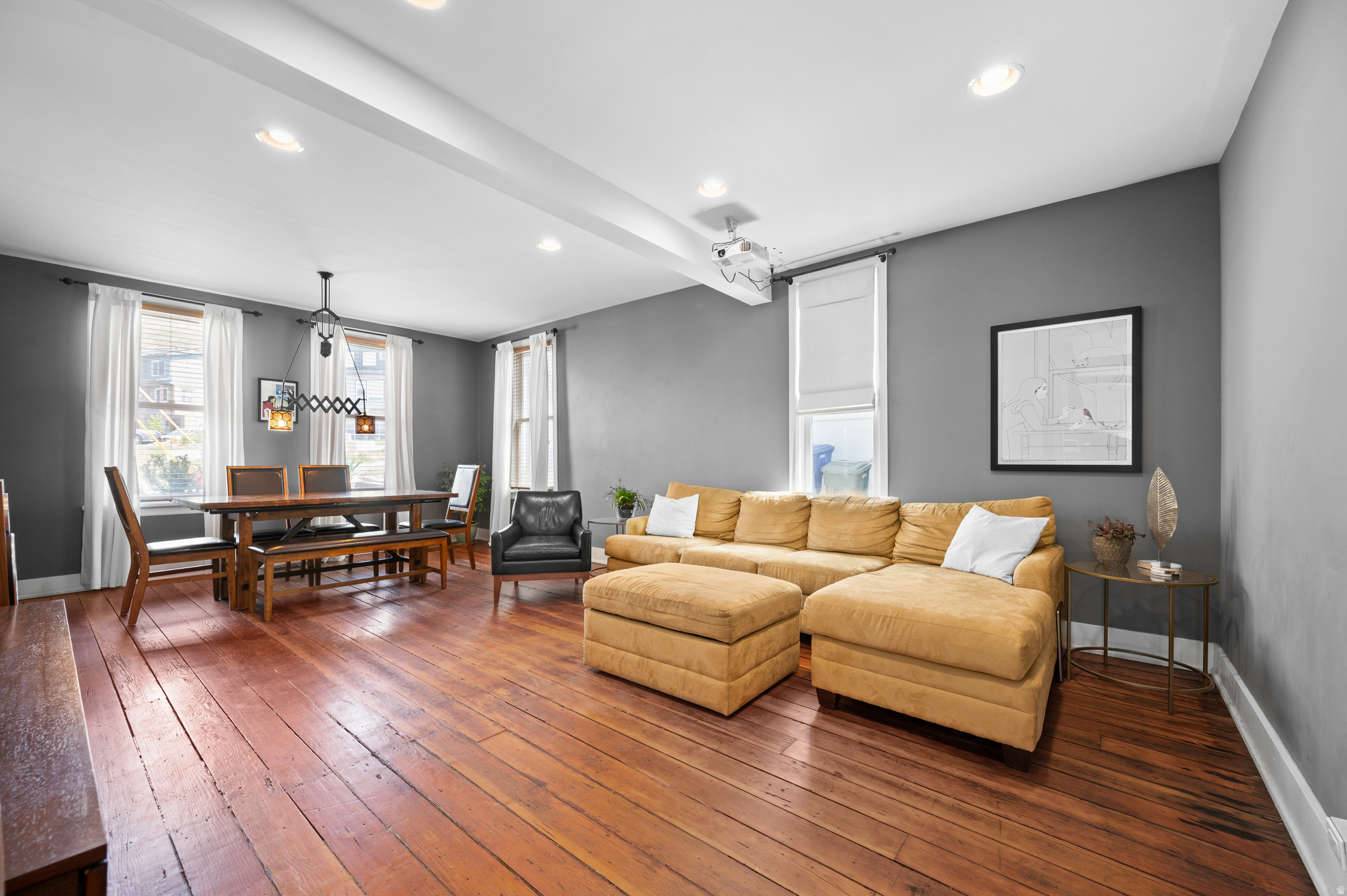 107 W CLINTON AVE