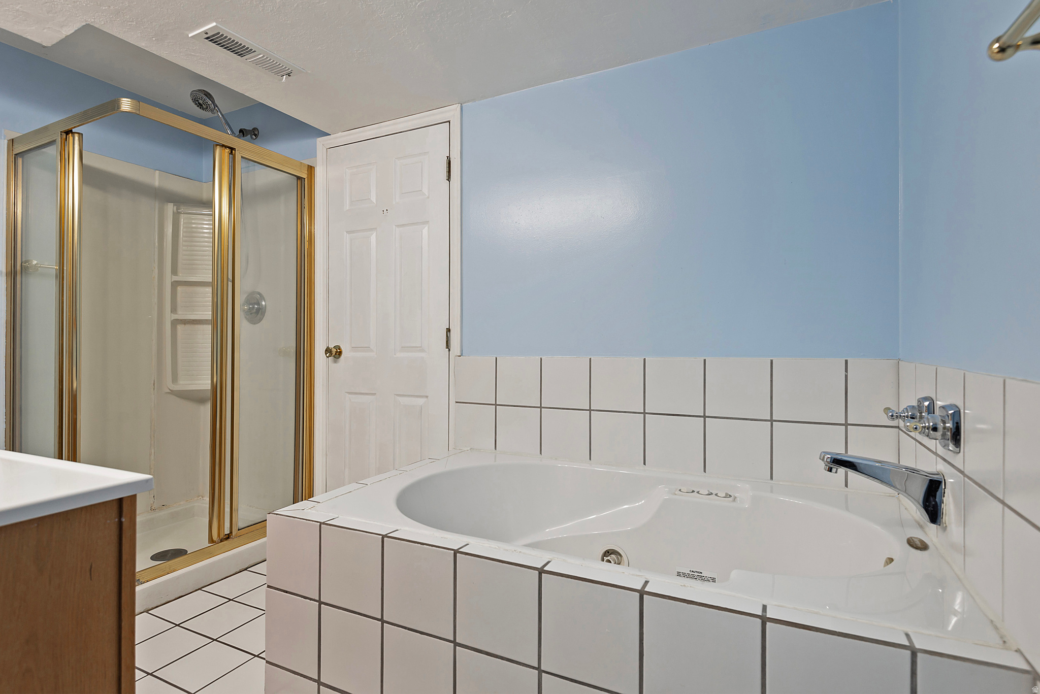 2553 W MASONS MILE DR