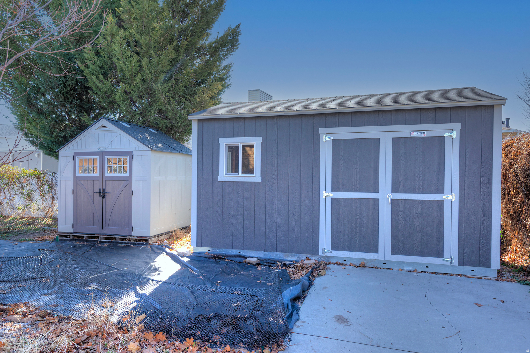 2553 W MASONS MILE DR