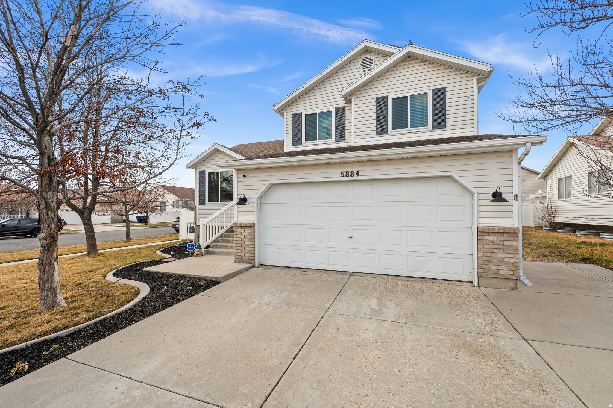 5884 S IMPRESSIONS DR