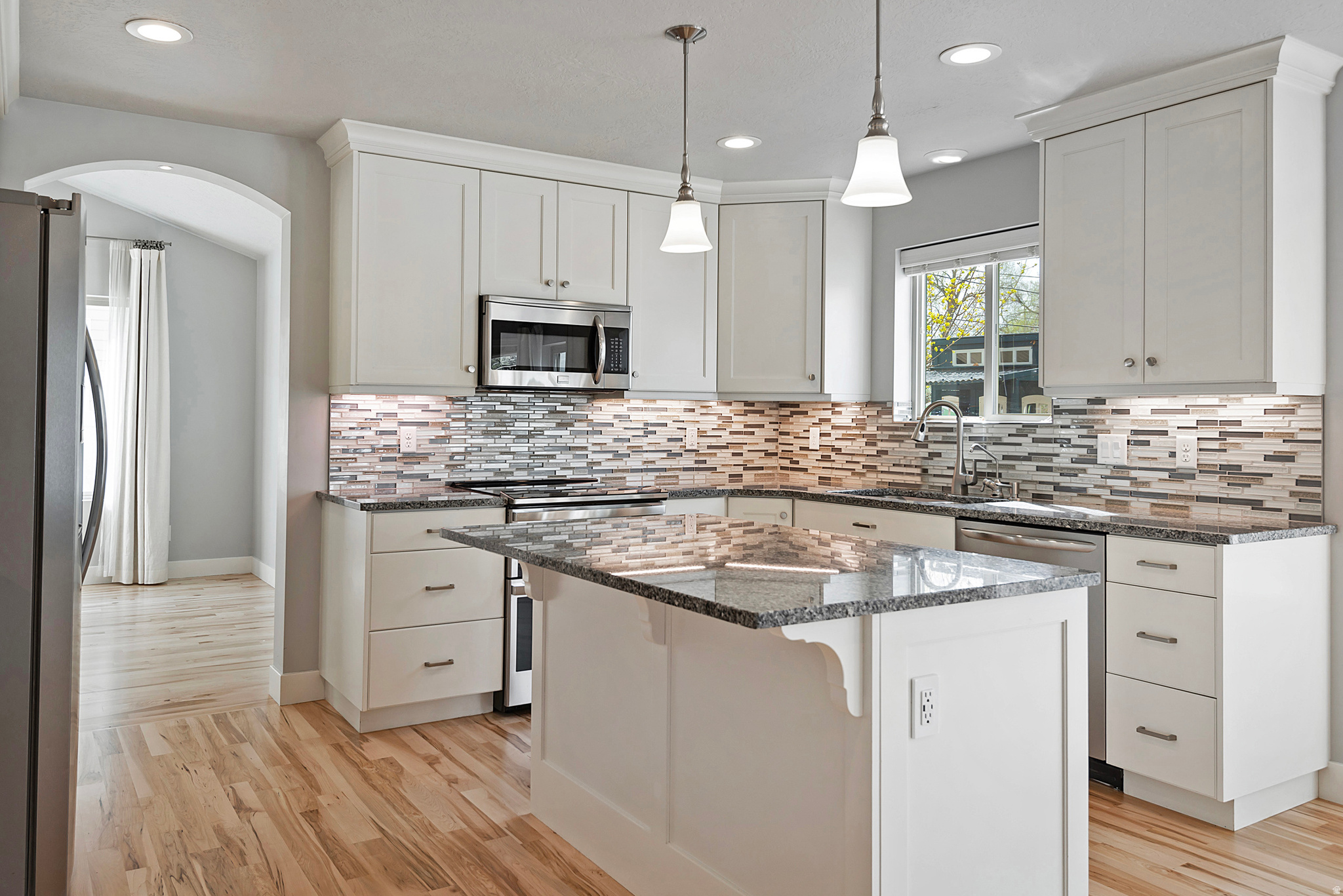 2960 S ADAMS GARDEN CV
