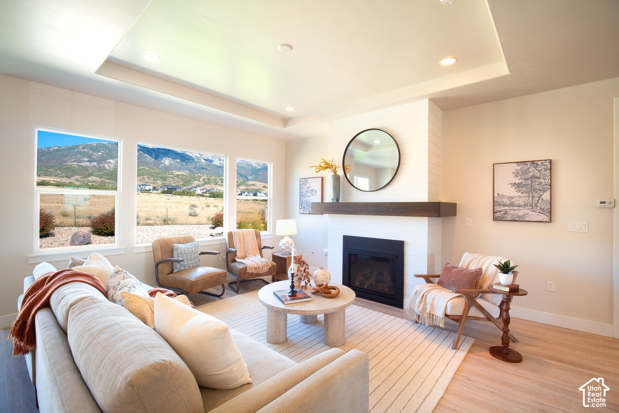 6294 W SUTHERLAND DR
