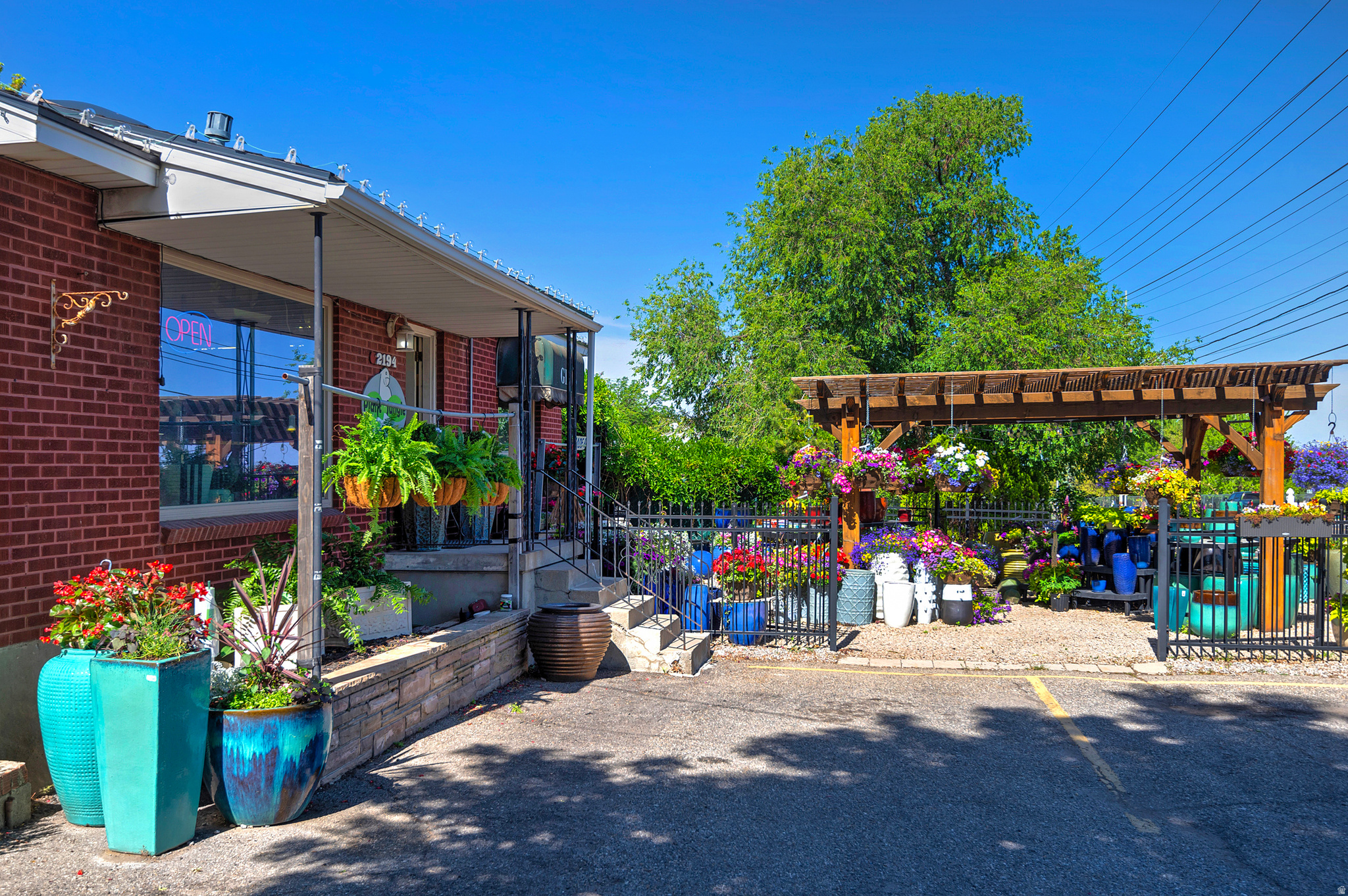 2194 E FORT UNION BLVD