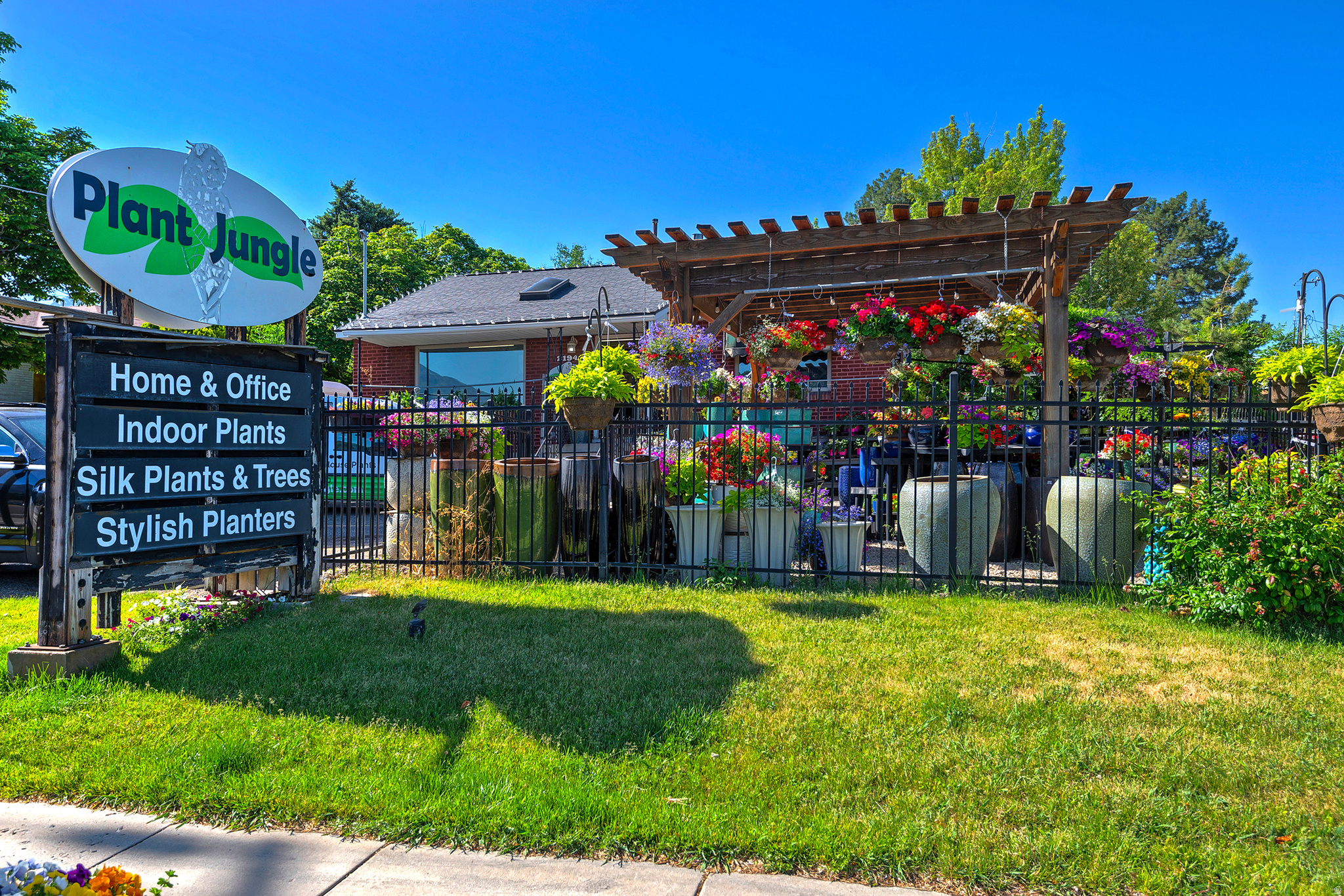 2194 E FORT UNION BLVD