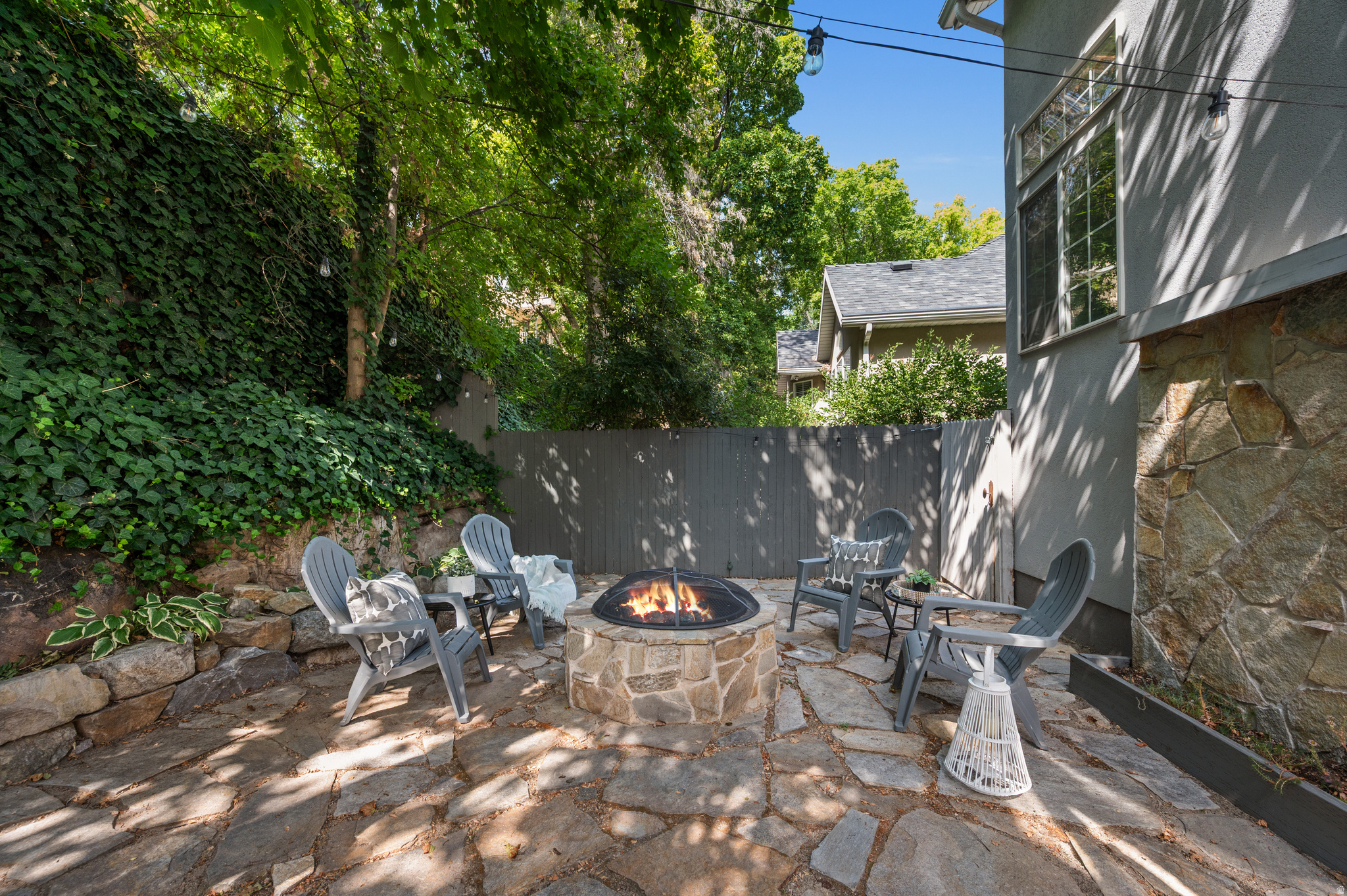 1154 E AVIARY PL