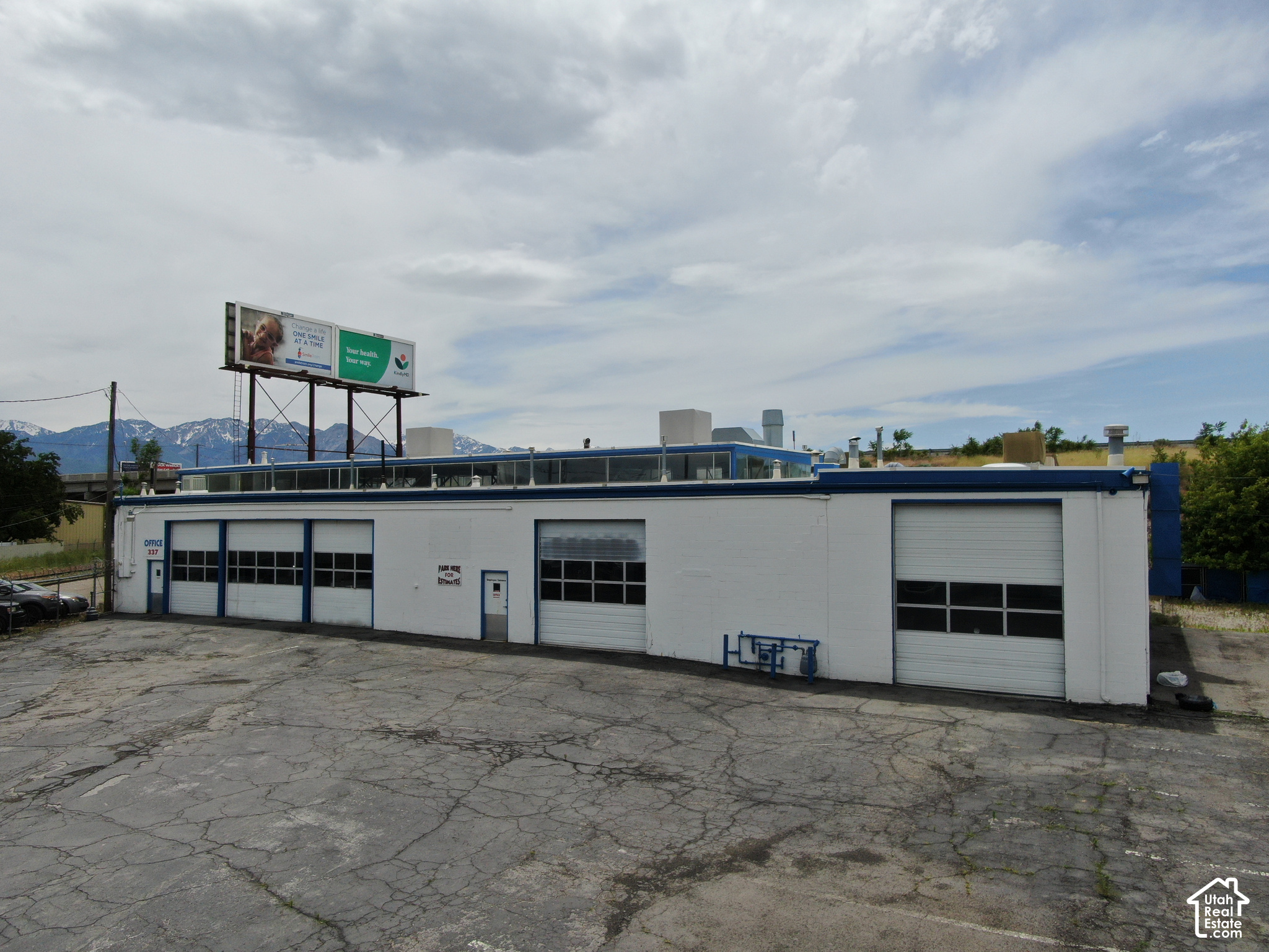 337 W AMERICAN AVE