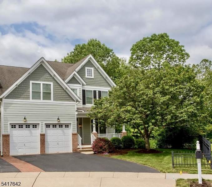 625 Heath Ct