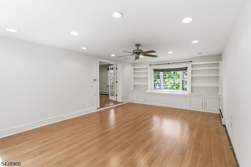 57 Lincoln Ave
