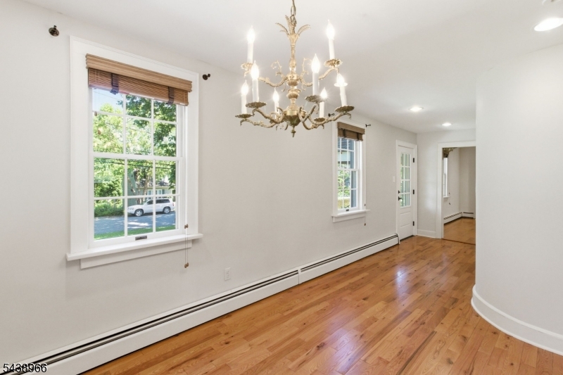57 Lincoln Ave