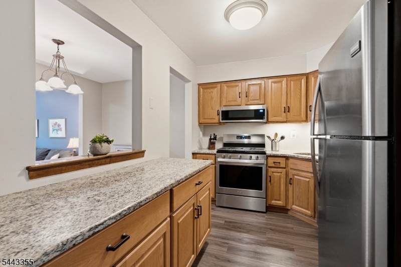 81 Canterberry Cir