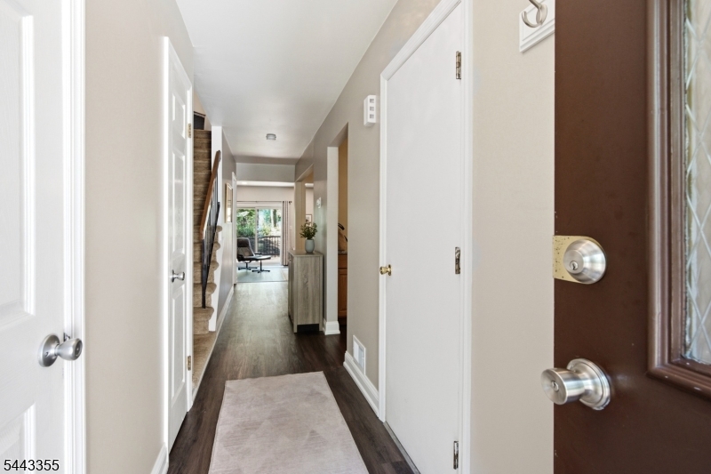 81 Canterberry Cir