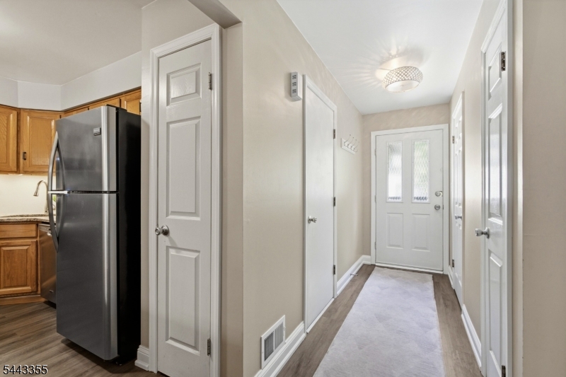 81 Canterberry Cir