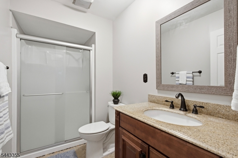 81 Canterberry Cir