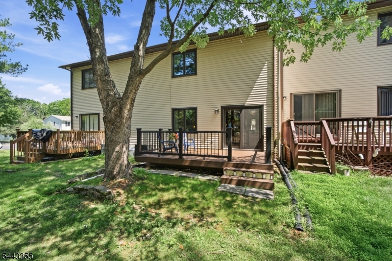 81 Canterberry Cir