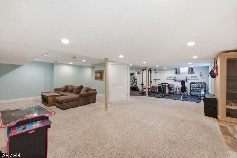 28 Music Mountain Blvd
