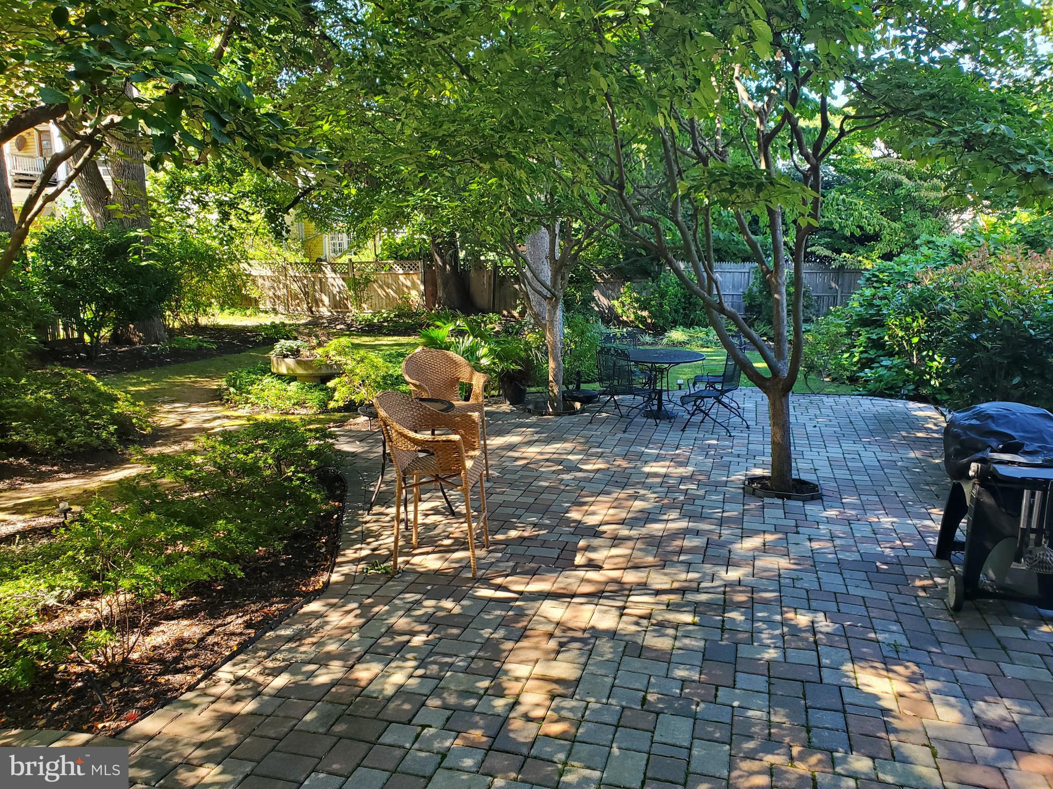 28 YORK ST #1B
