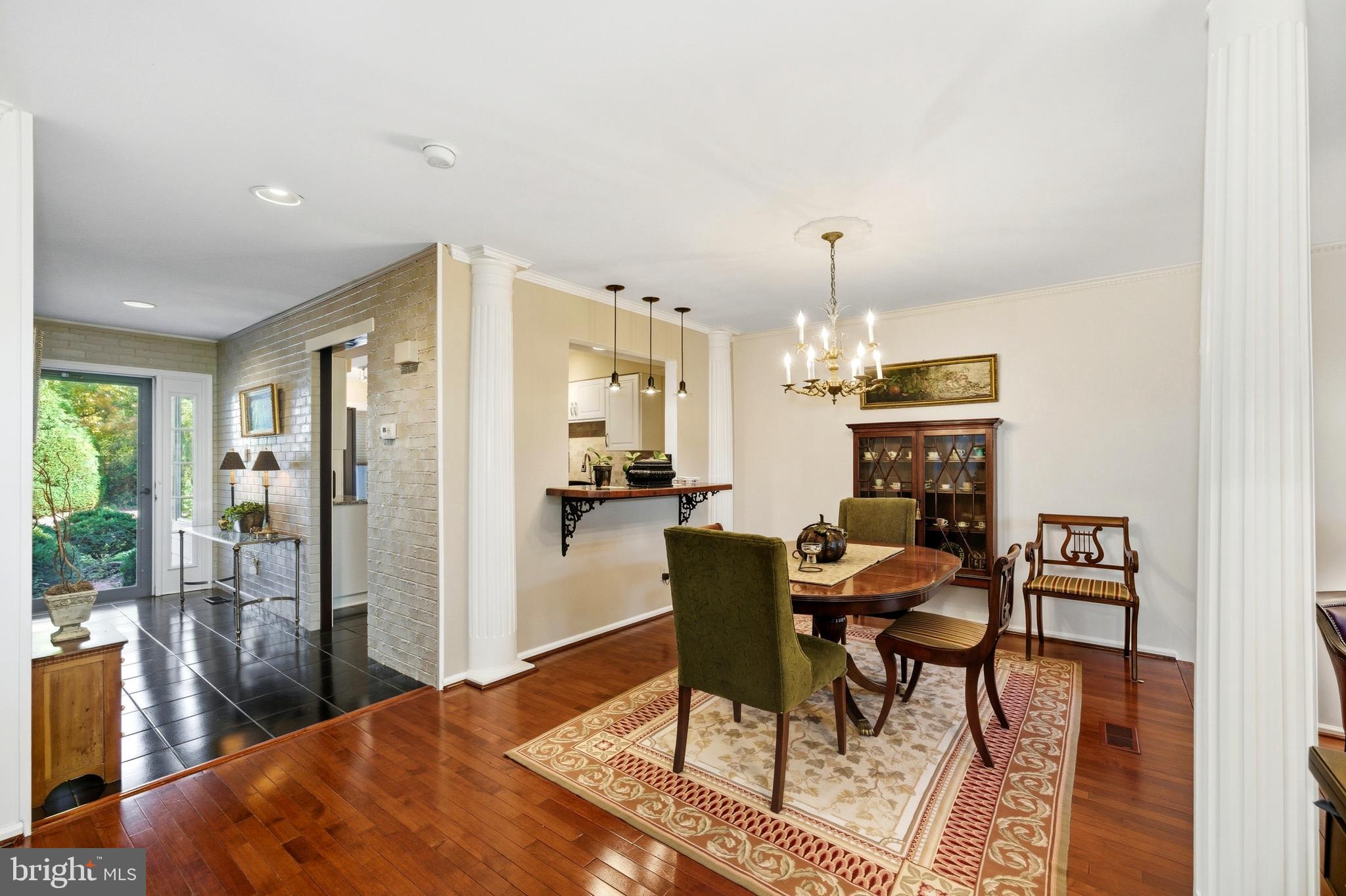 2 WATERFORD COURT