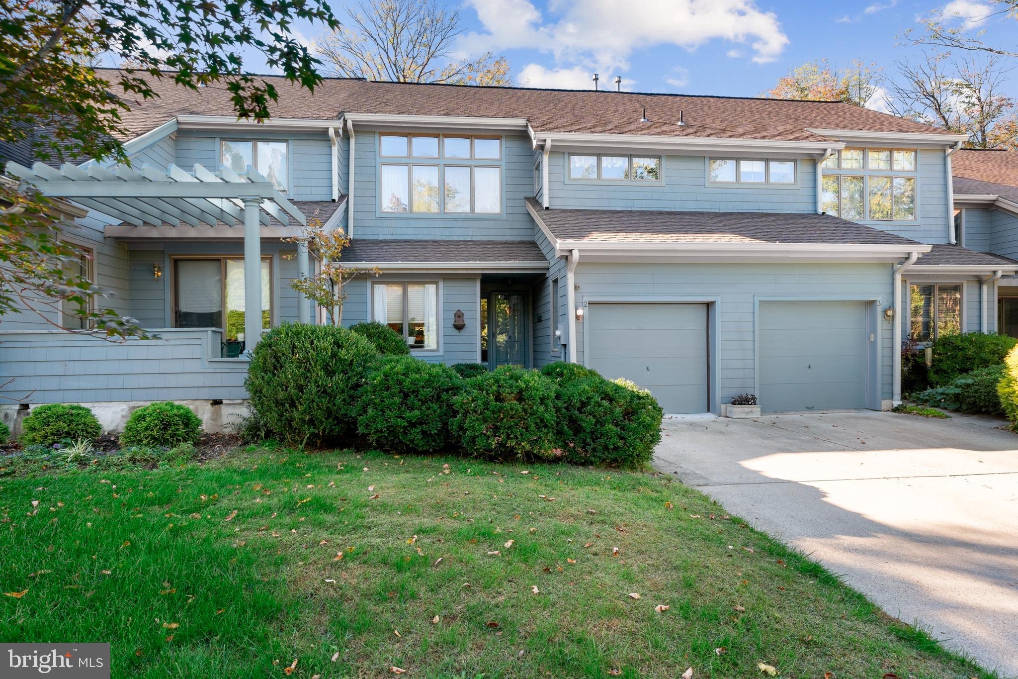 2 WATERFORD COURT