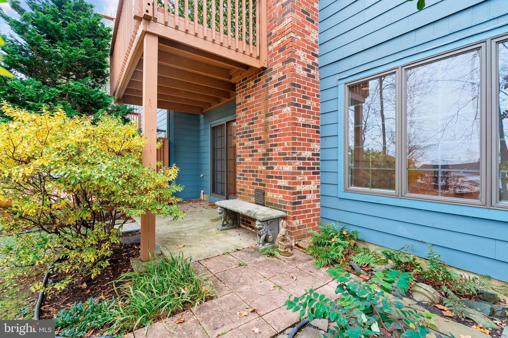 11 STURBRIDGE COURT