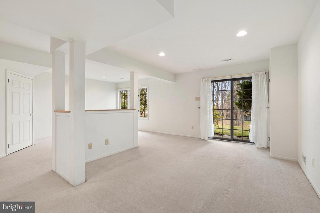 11 STURBRIDGE COURT