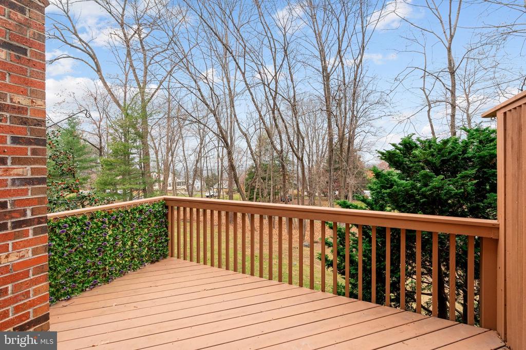 11 STURBRIDGE COURT