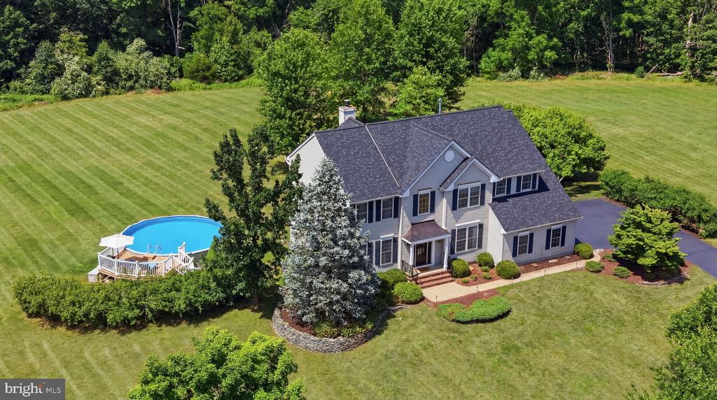28 MUSIC MOUNTAIN BOULEVARD