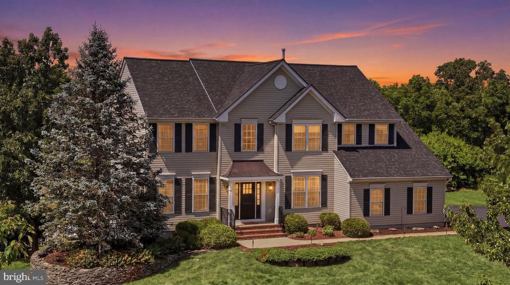 28 MUSIC MOUNTAIN BOULEVARD