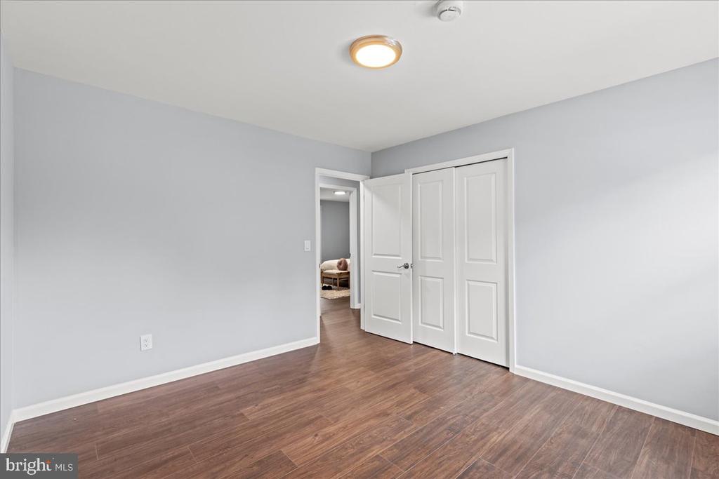 4 Huron Way