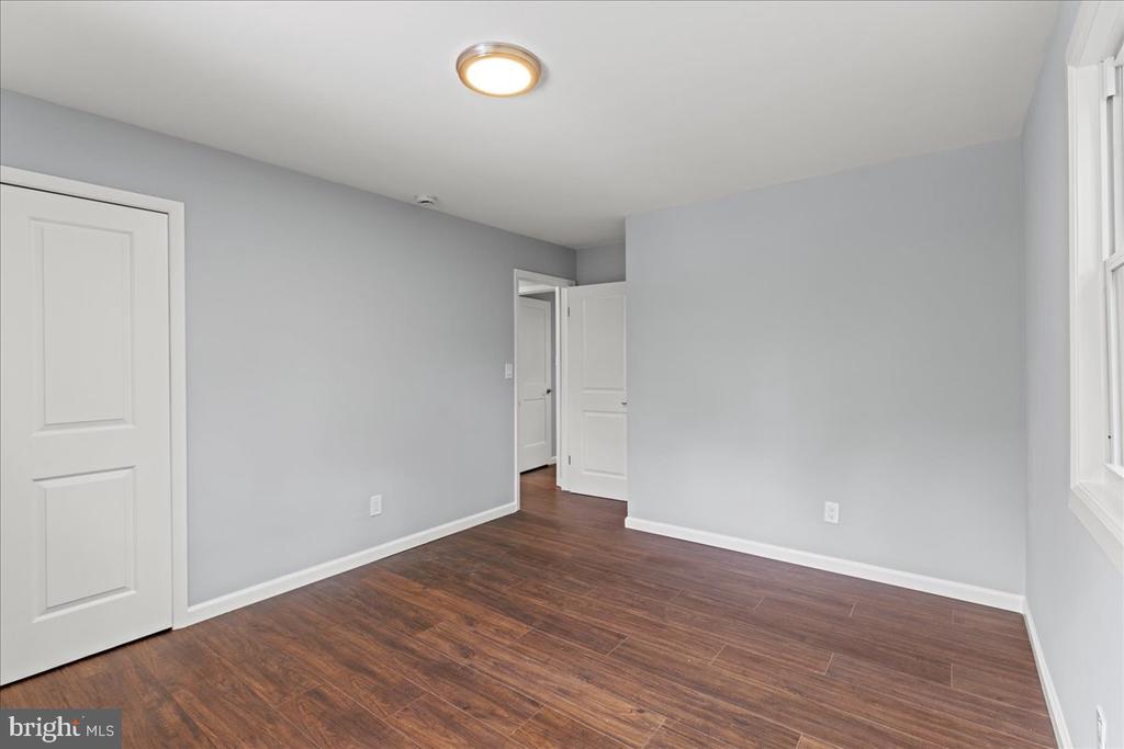 4 Huron Way