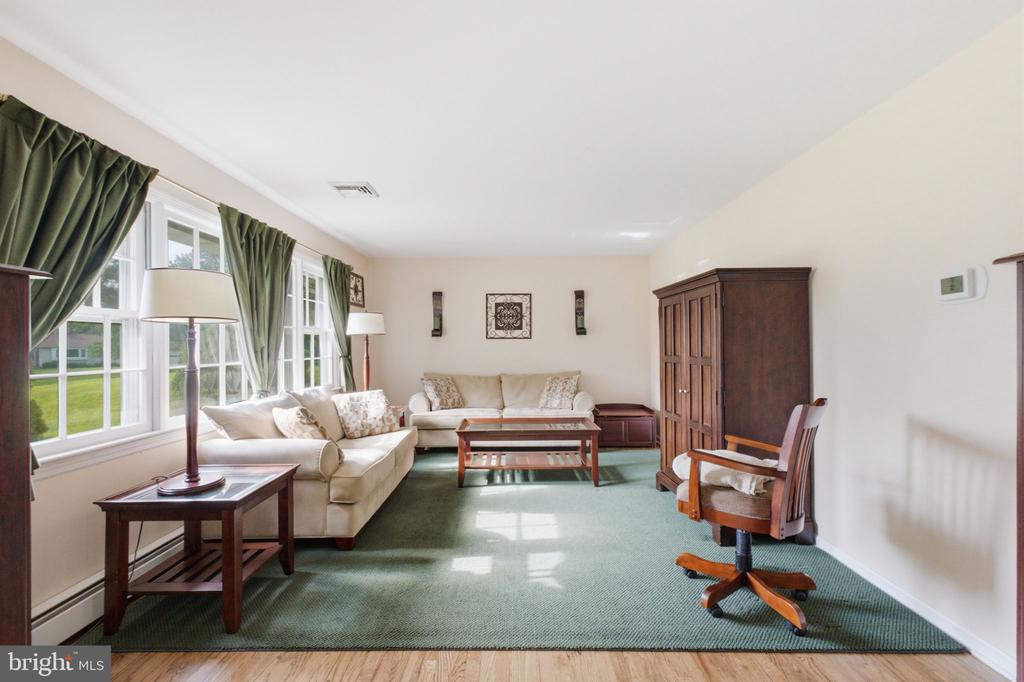 7 MORNINGSIDE DRIVE