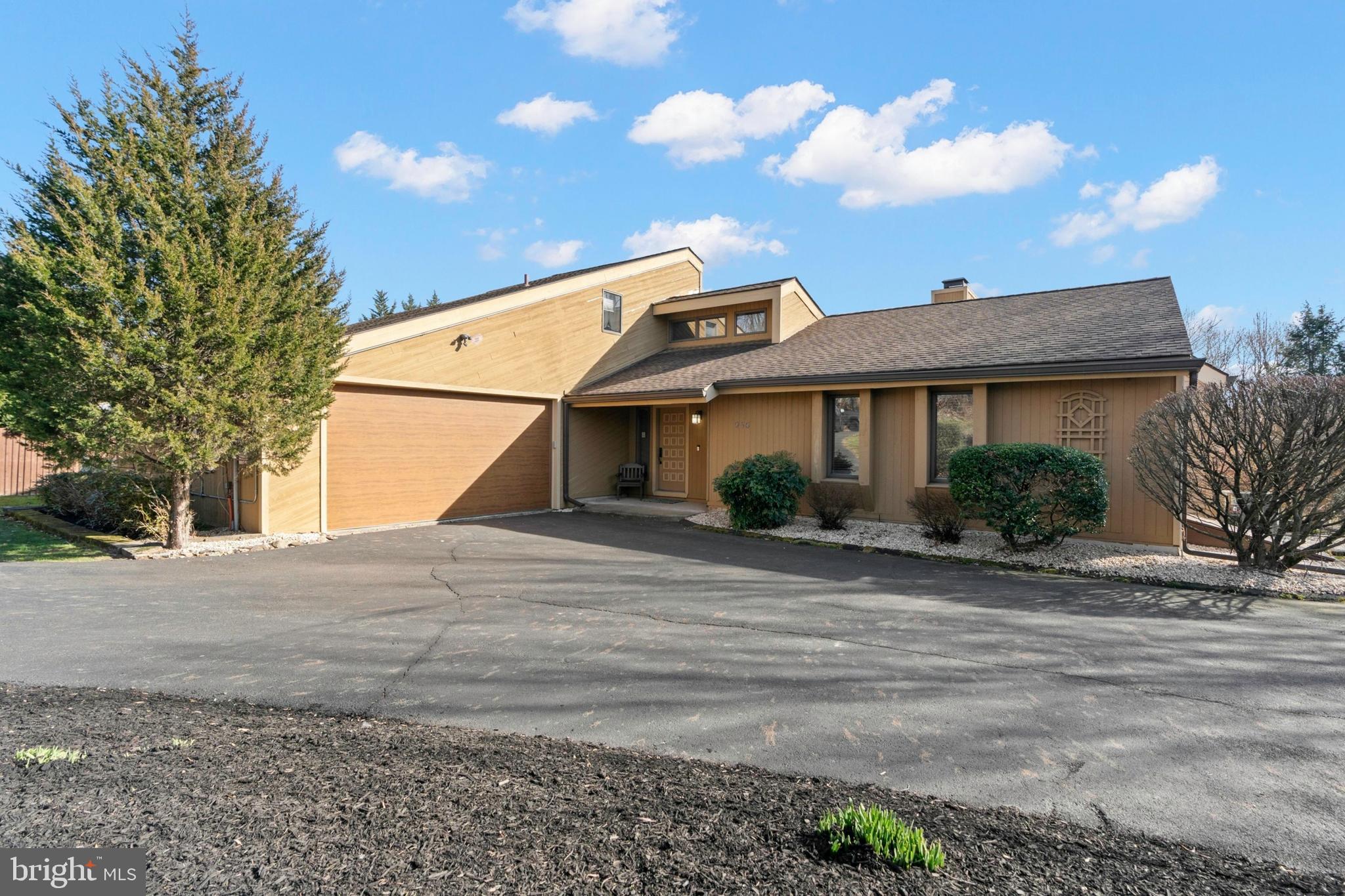 956 Bridgetown Pike