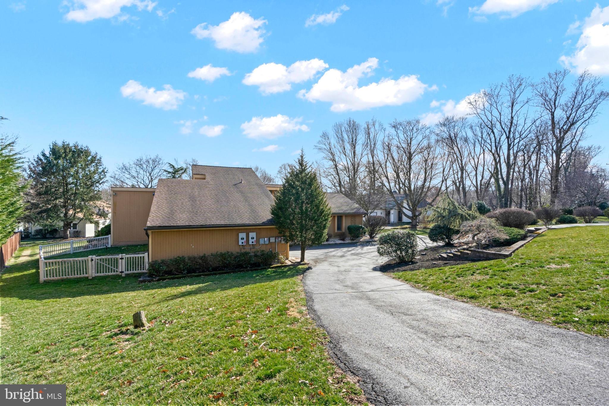 956 Bridgetown Pike