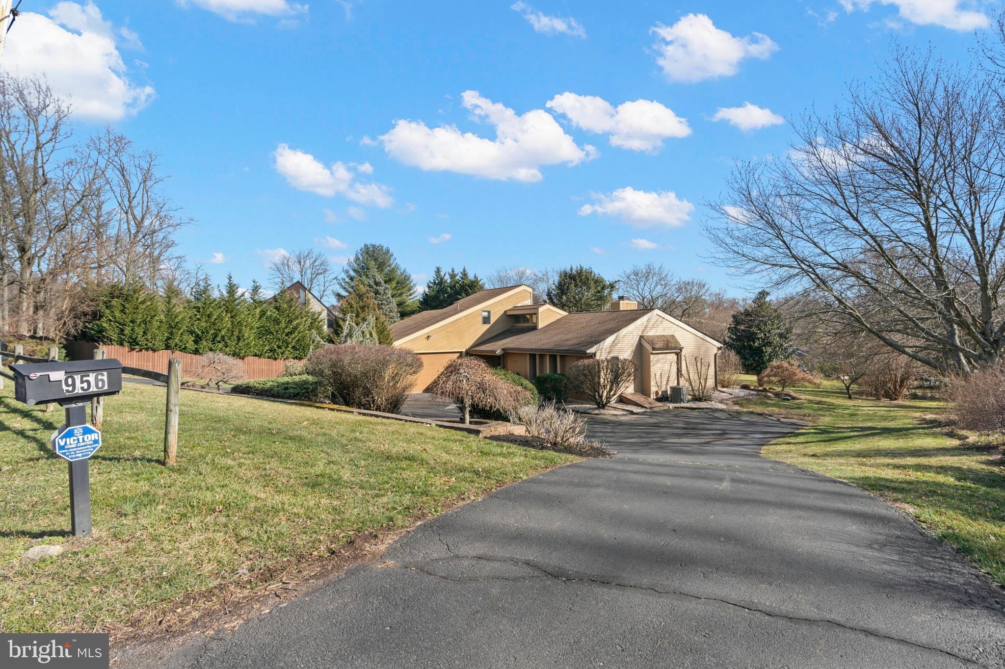 956 Bridgetown Pike
