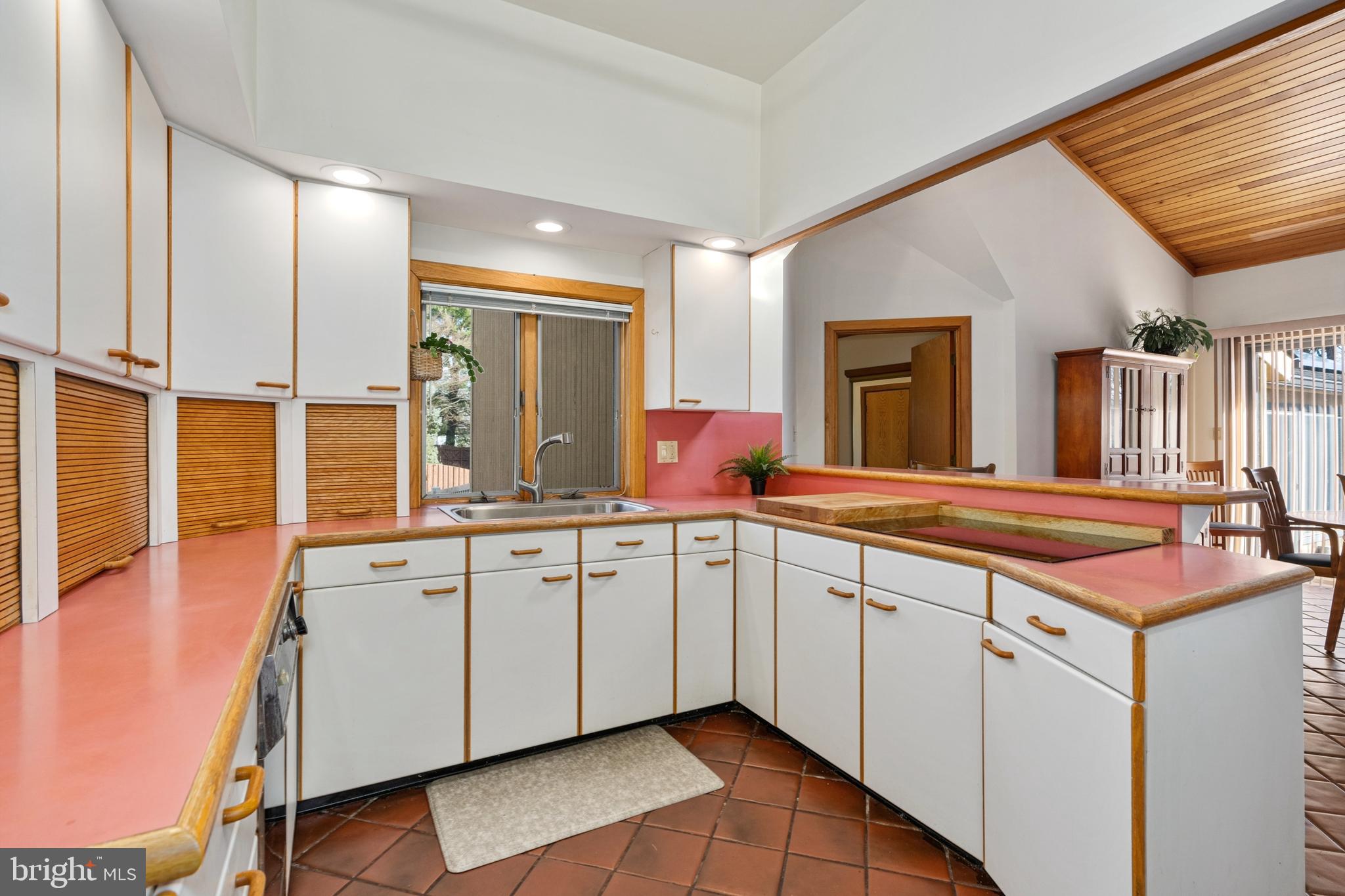 956 Bridgetown Pike