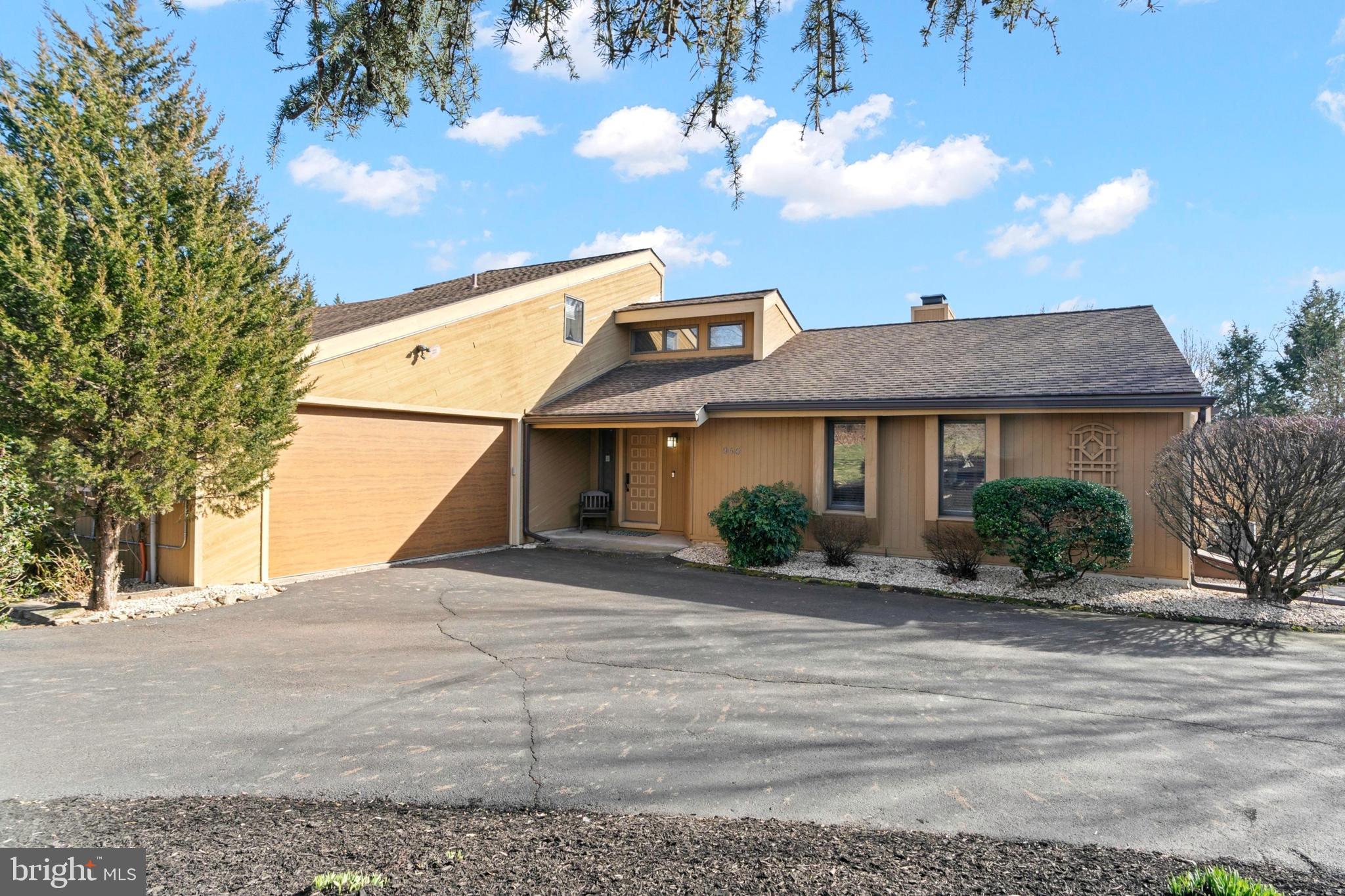 956 Bridgetown Pike