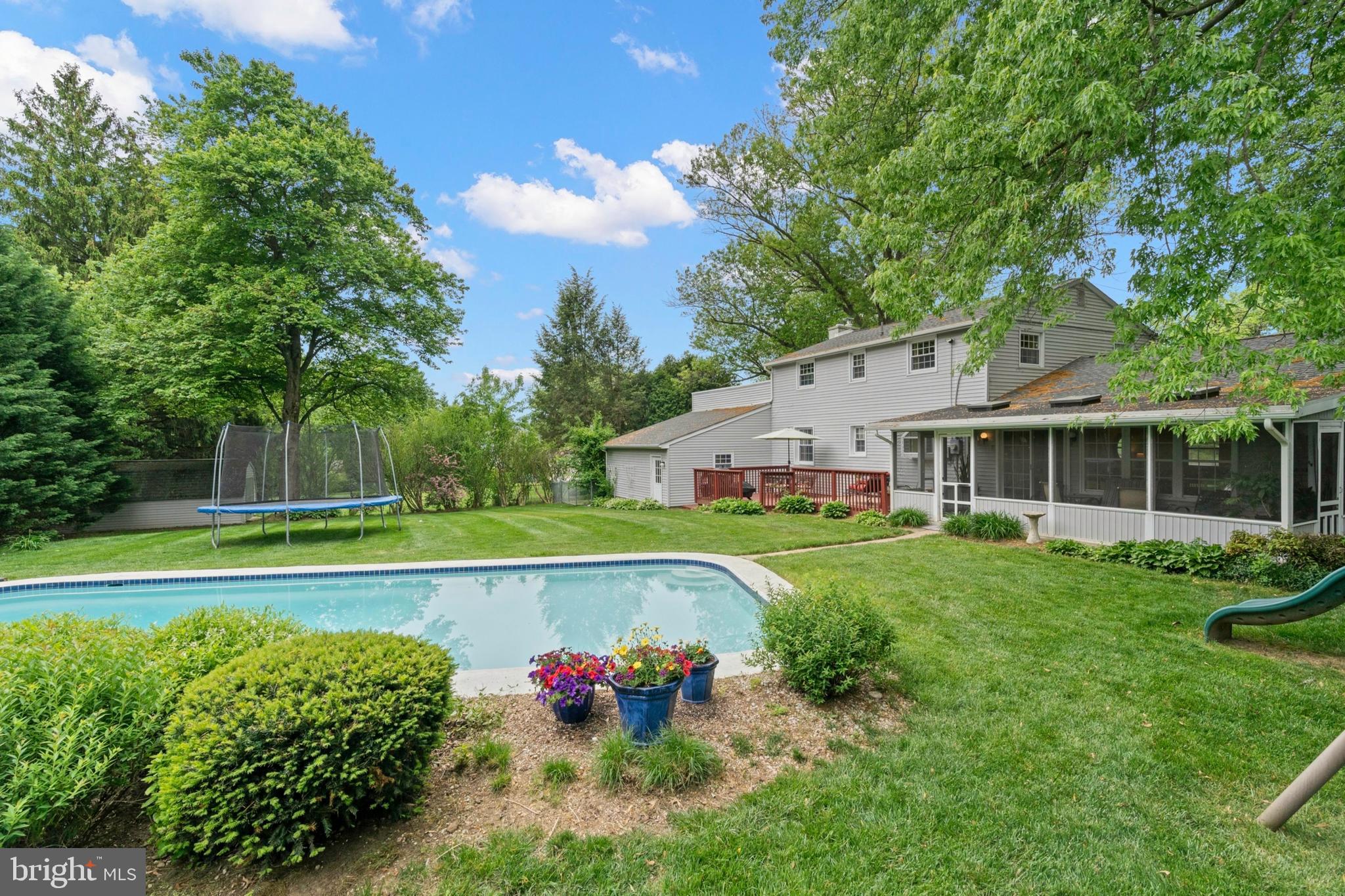 2305 Langhorne Yardley Rd
