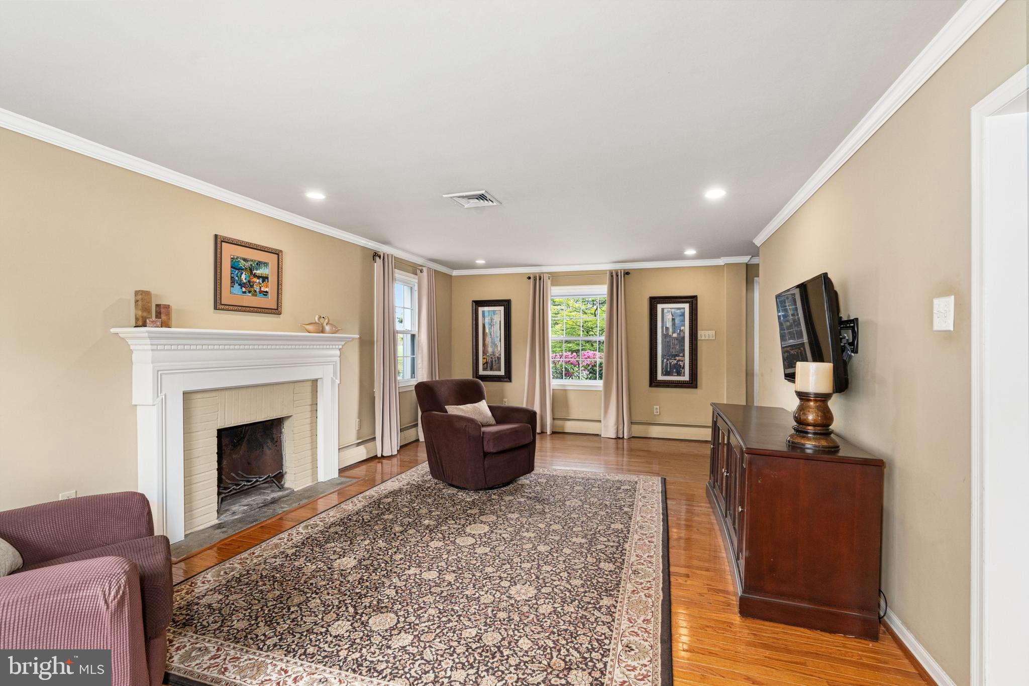 2305 Langhorne Yardley Rd