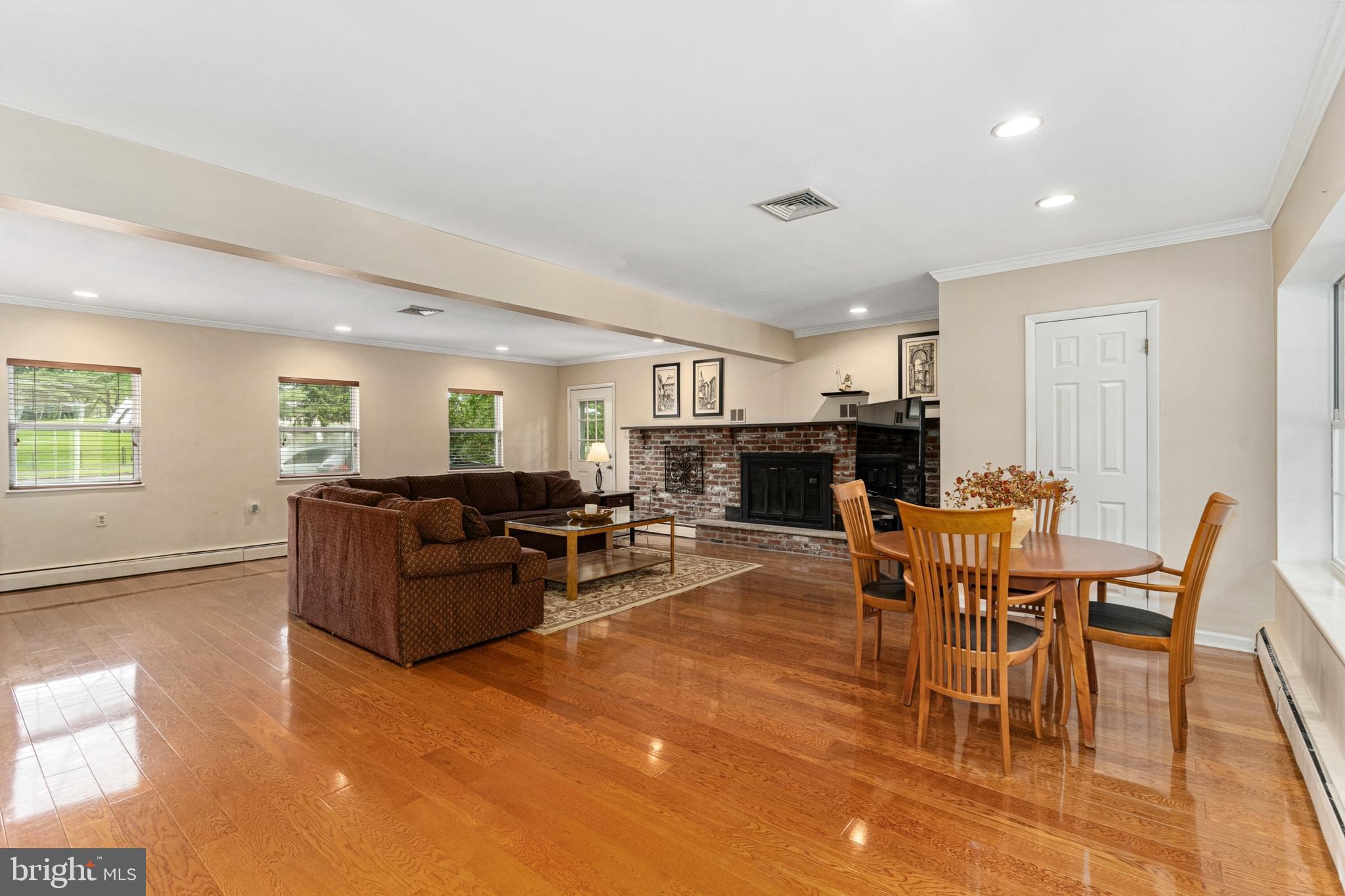 2305 Langhorne Yardley Rd