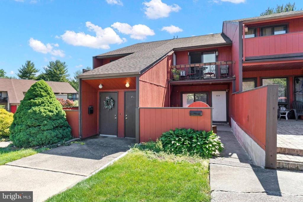 45 B Darien