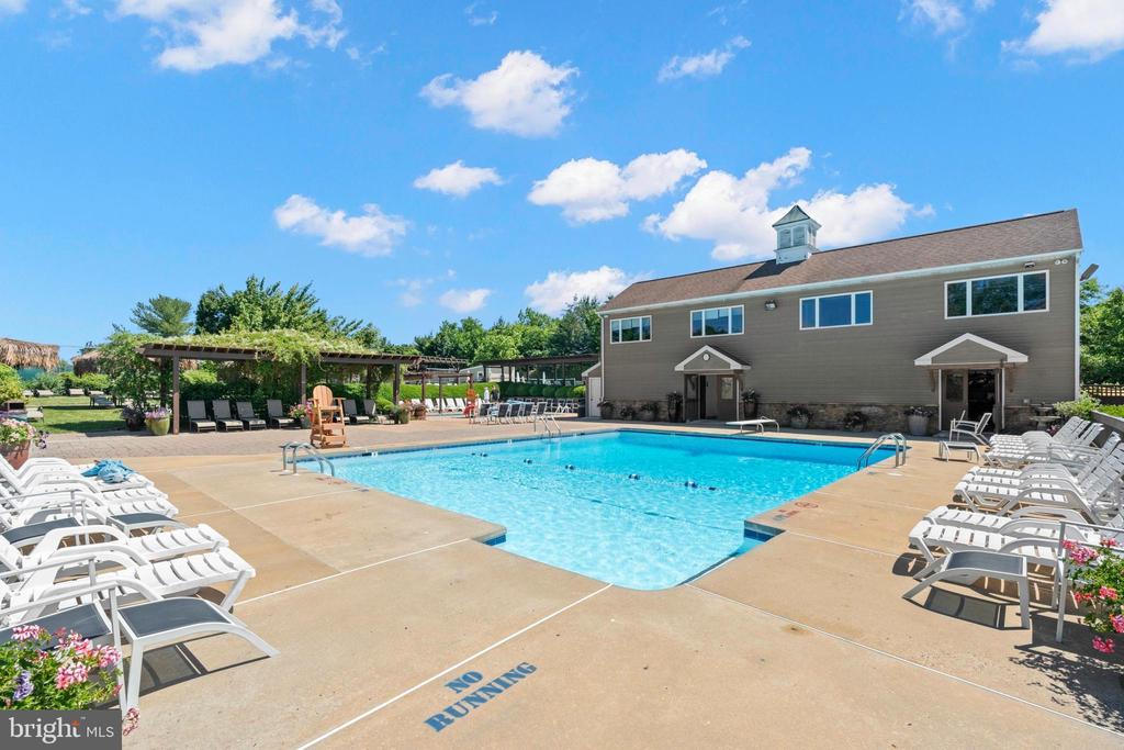45 B Darien