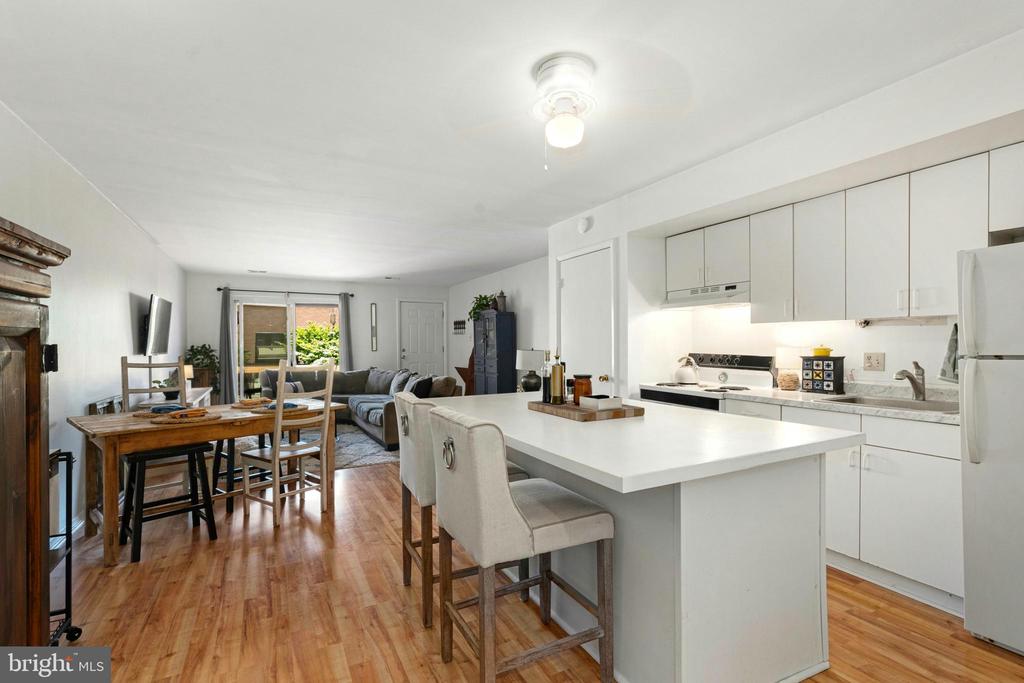 45 B Darien
