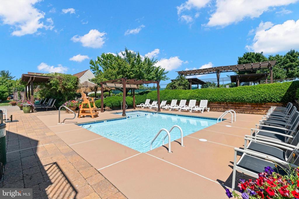 45 B Darien