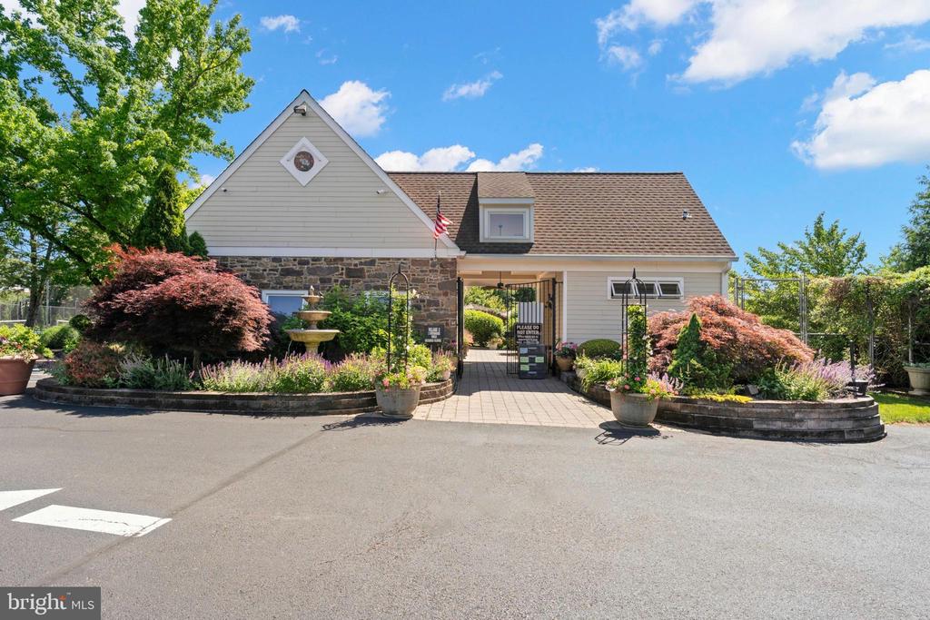 45 B Darien